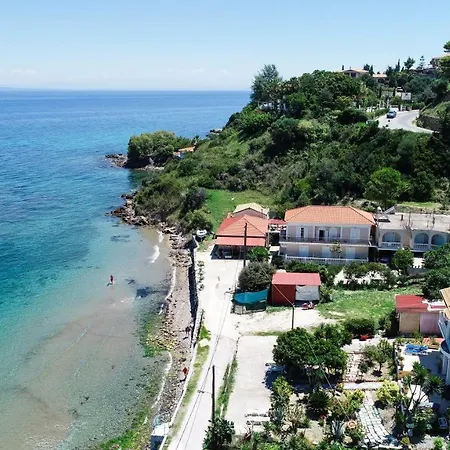 Nefeli - Living By The Sea Отель