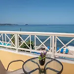 Nefeli - Living By The Sea Hotell