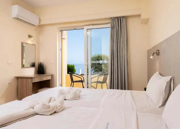 Nefeli - Living By The Sea 酒店 阿凯松