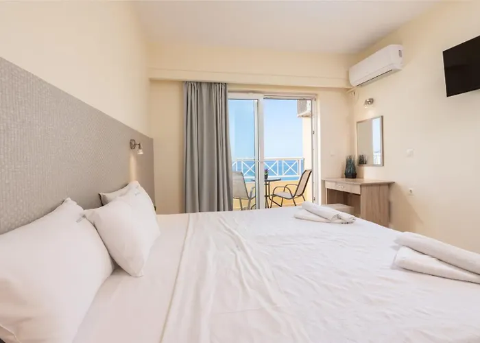 Nefeli - Living By The Sea 酒店 阿凯松