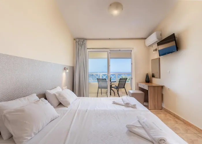 酒店 Nefeli - Living By The Sea 3*