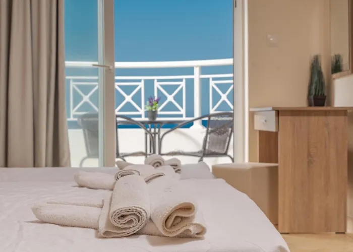 Nefeli - Living By The Sea 3* 阿凯松