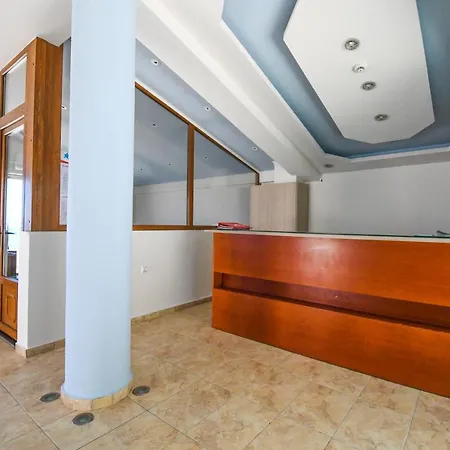 Hotel Nefeli - Living By The Sea 3*