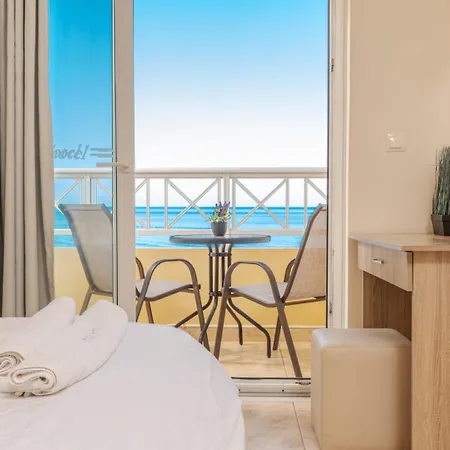 Nefeli - Living By The Sea Hotel