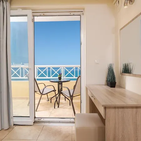 Nefeli - Living By The Sea Hotel