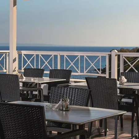 Nefeli - Living By The Sea Hotel 3*