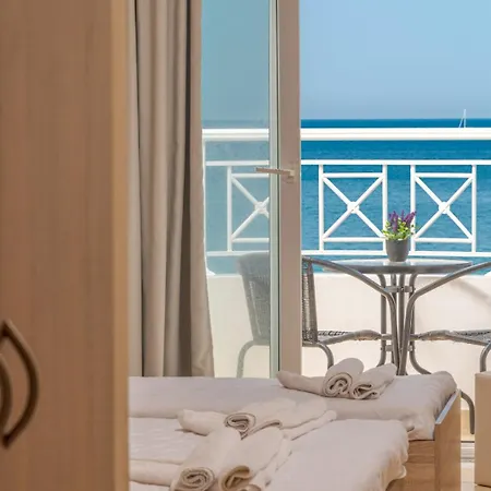 Hotel Nefeli - Living By The Sea Argassi